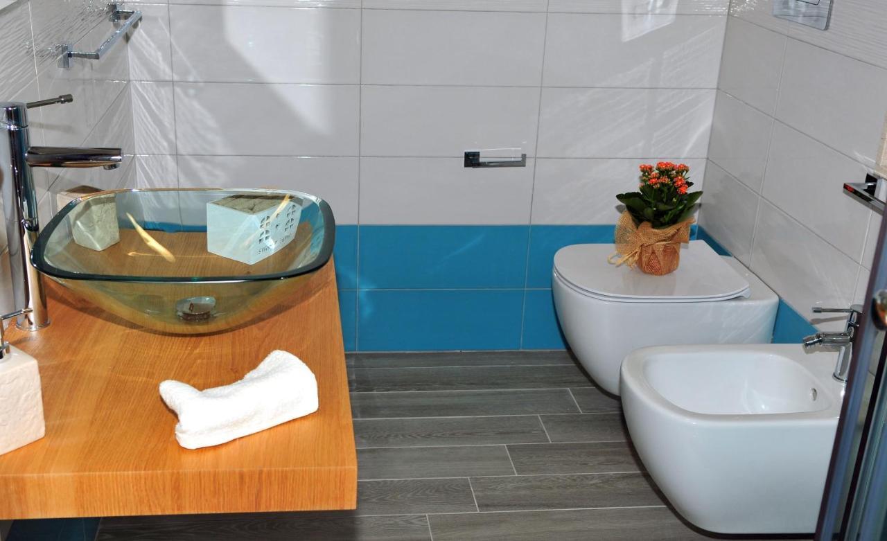 Brezza Di Mare Bed and Breakfast San Teodoro  Εξωτερικό φωτογραφία
