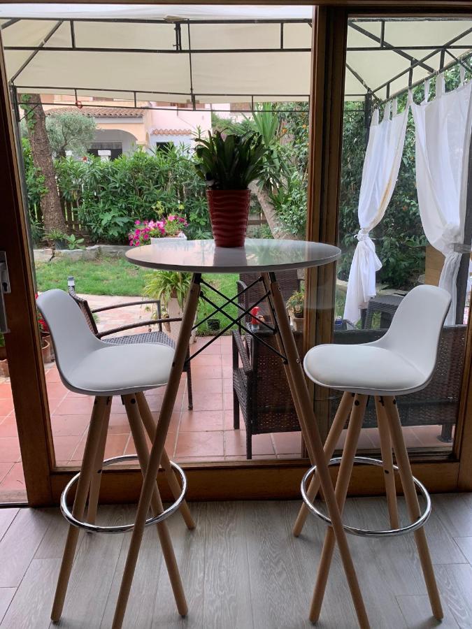 Brezza Di Mare Bed and Breakfast San Teodoro  Εξωτερικό φωτογραφία