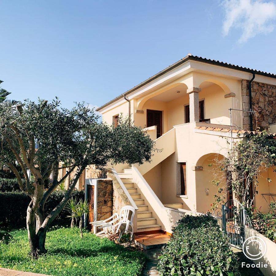 Brezza Di Mare Bed and Breakfast San Teodoro  Εξωτερικό φωτογραφία