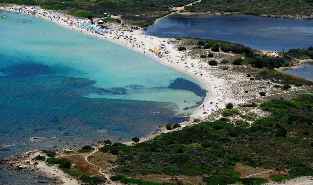 Brezza Di Mare Bed and Breakfast San Teodoro  Εξωτερικό φωτογραφία