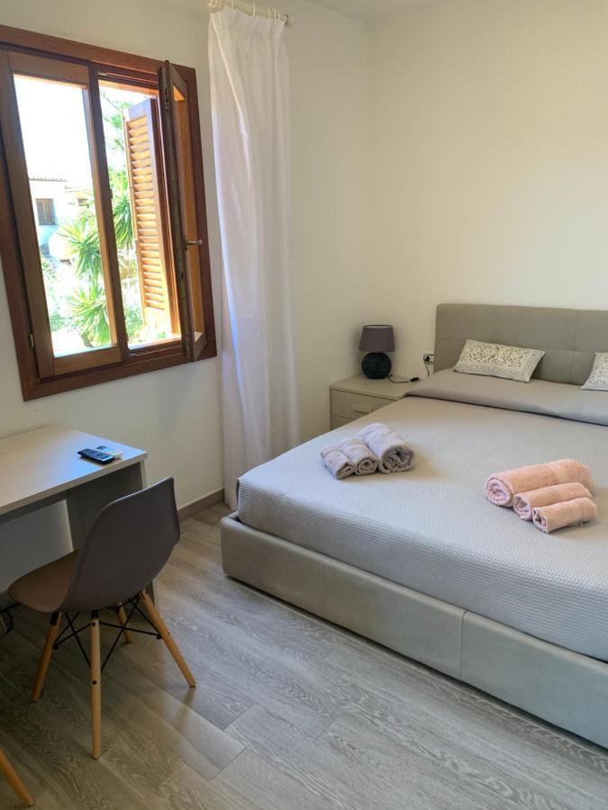 Brezza Di Mare Bed and Breakfast San Teodoro  Εξωτερικό φωτογραφία